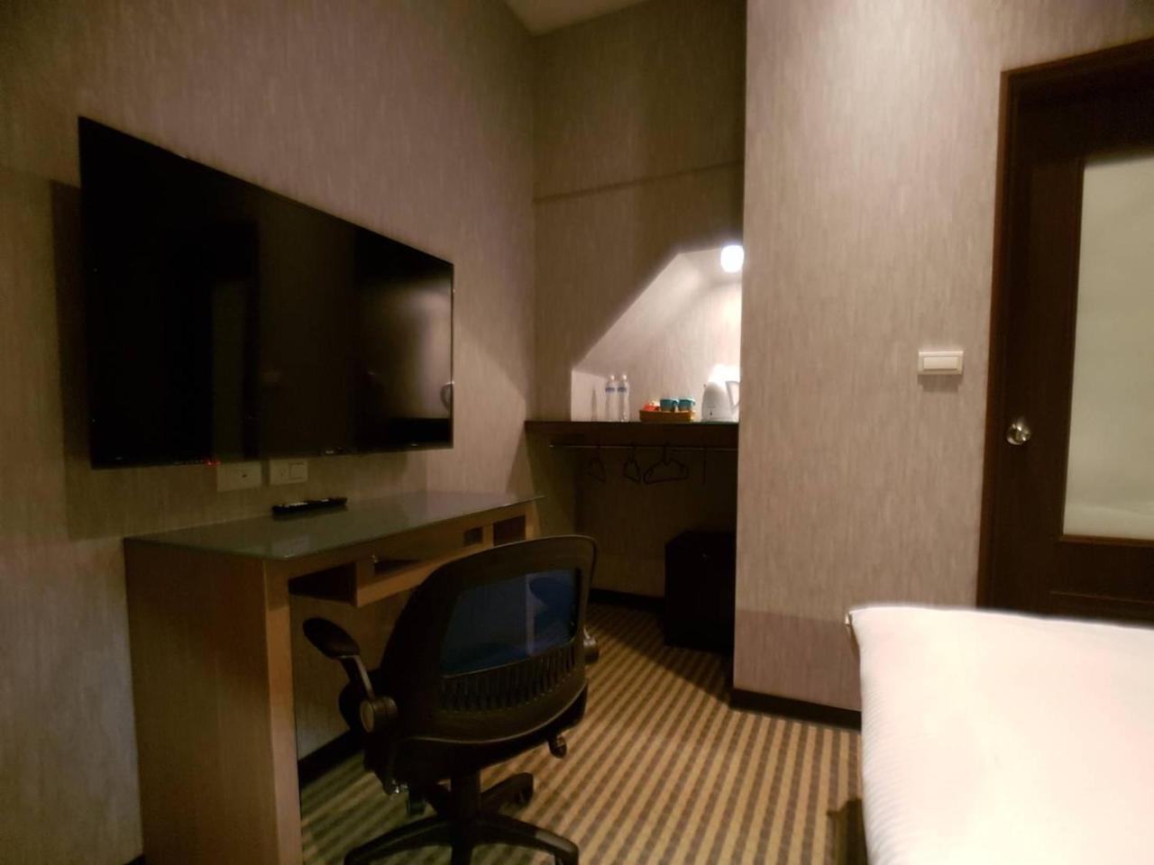 Ht 20-1 Inn Taipeh Exterior foto